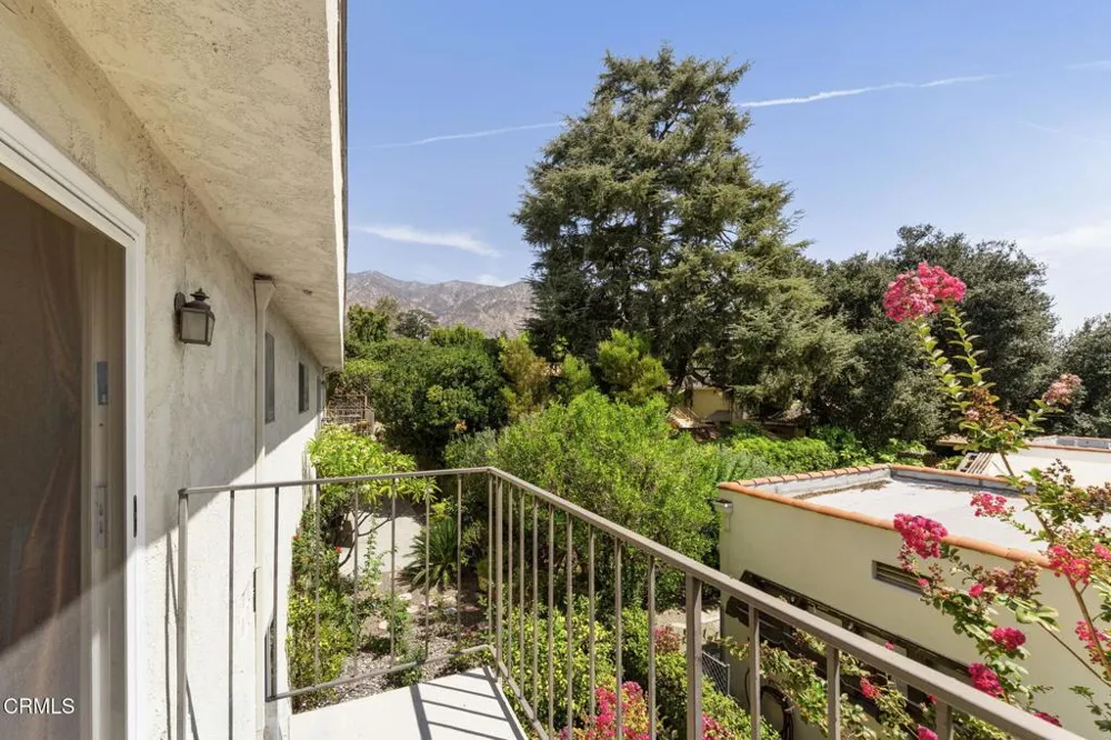 555 W Sierra Madre Boulevard #I Sierra Madre, CA 91024