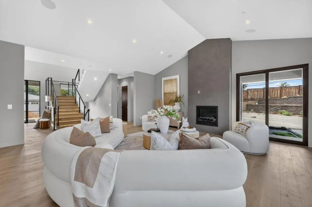 109 Sporleder Court Los Gatos, CA 95032