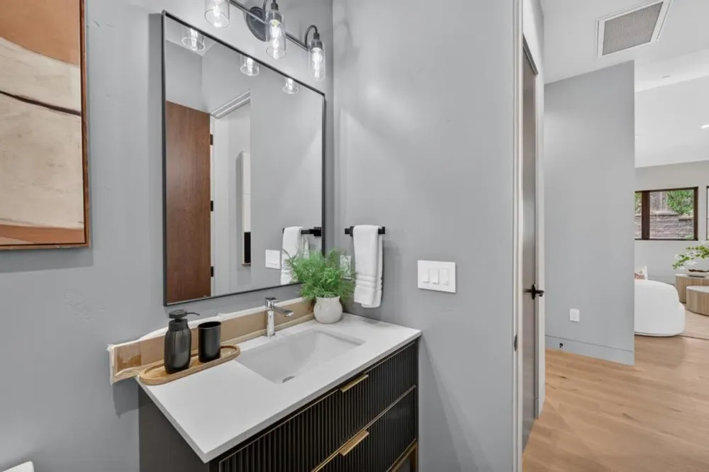 109 Sporleder Court Los Gatos, CA 95032