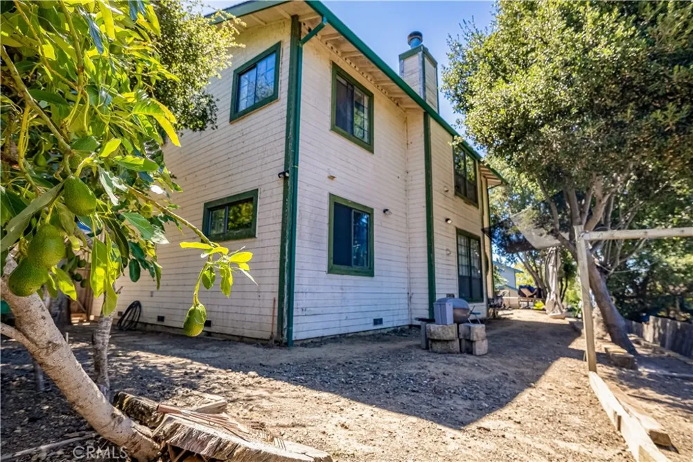 19430 Solitaire Court Castro Valley, CA 94546