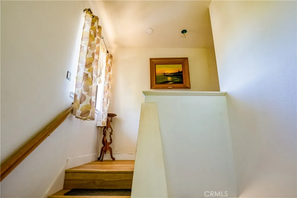 19430 Solitaire Court Castro Valley, CA 94546