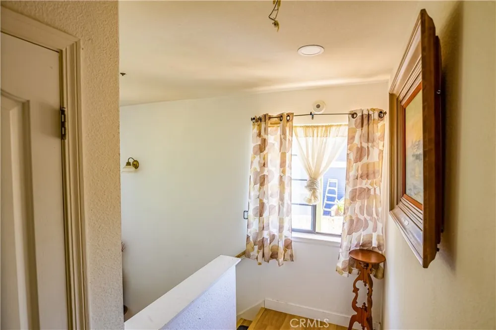 19430 Solitaire Court Castro Valley, CA 94546