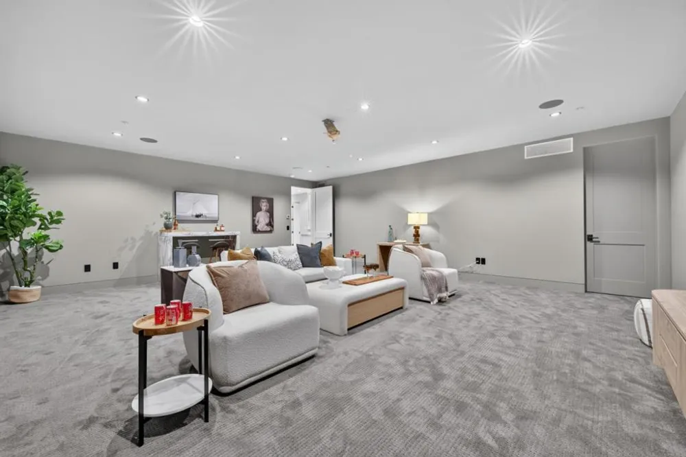 110 Sporleder Court Los Gatos, CA 95032
