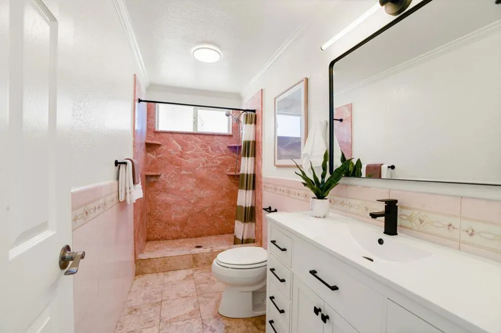 33260 Lake Oneida Street Fremont, CA 94555