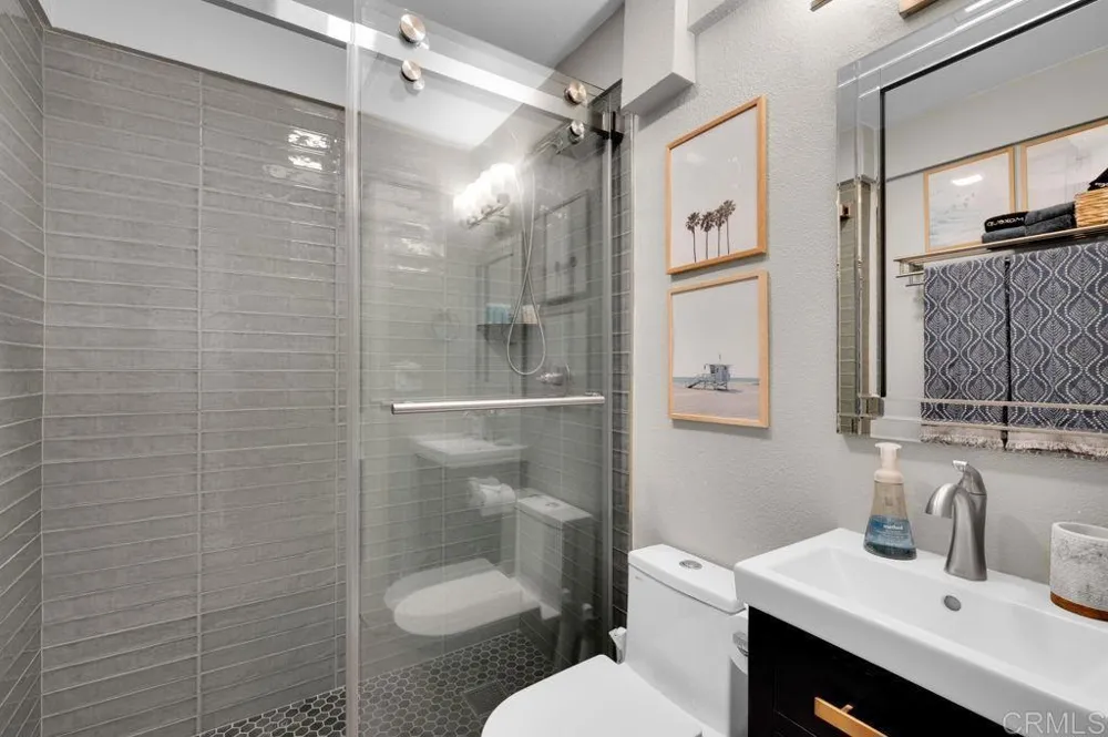 3764 Bayside Lane #4 San Diego, CA 92109