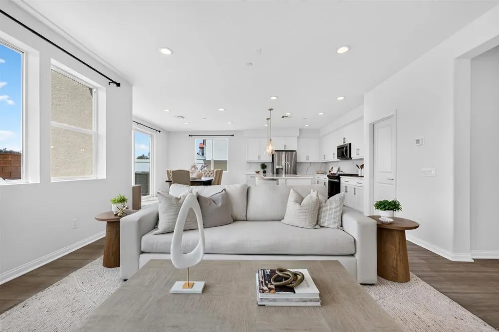 10335 River Bluff Drive Santee, CA 92071