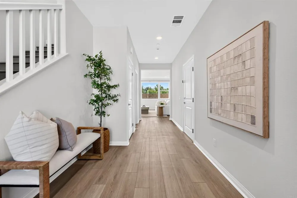 10335 River Bluff Drive Santee, CA 92071