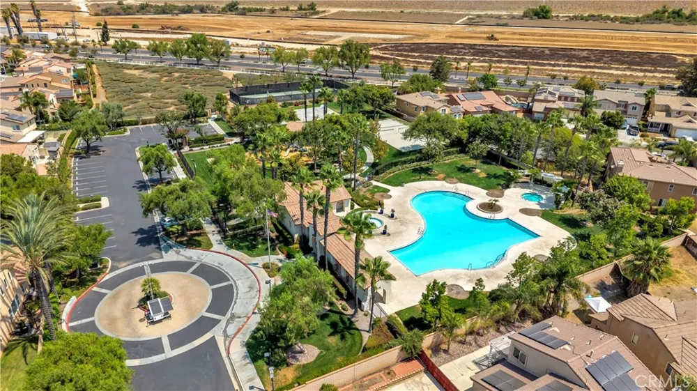 3948 Paseo Del Mar Perris, CA 92571