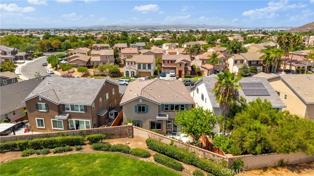 3948 Paseo Del Mar Perris, CA 92571