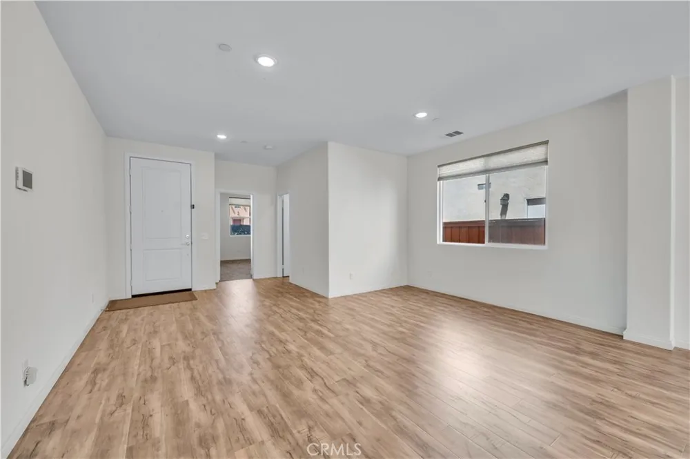 3948 Paseo Del Mar Perris, CA 92571