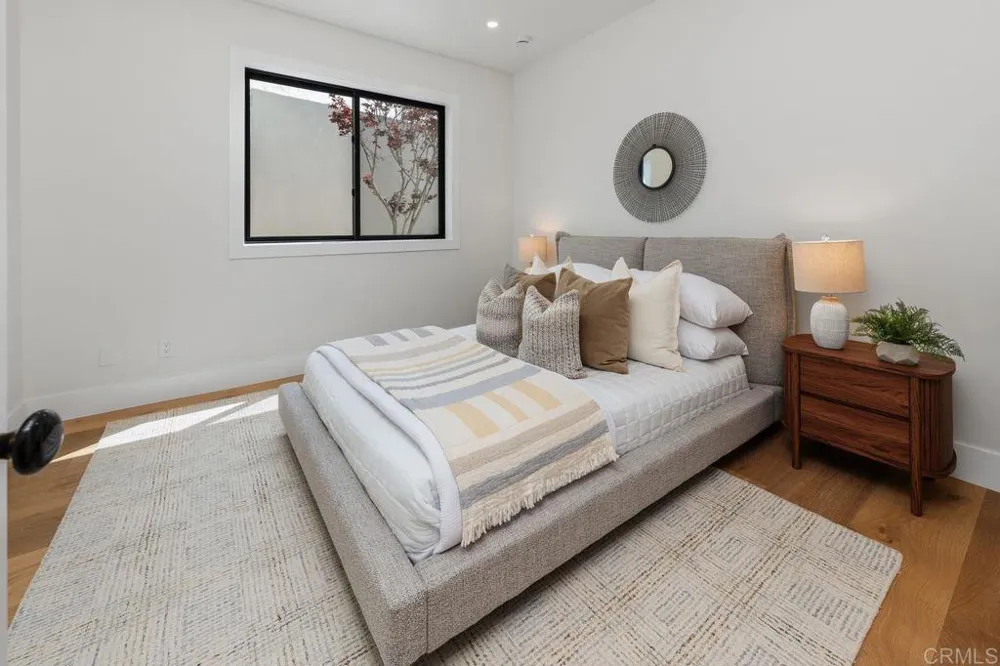 5875 La Jolla Mesa Drive La Jolla, CA 92037