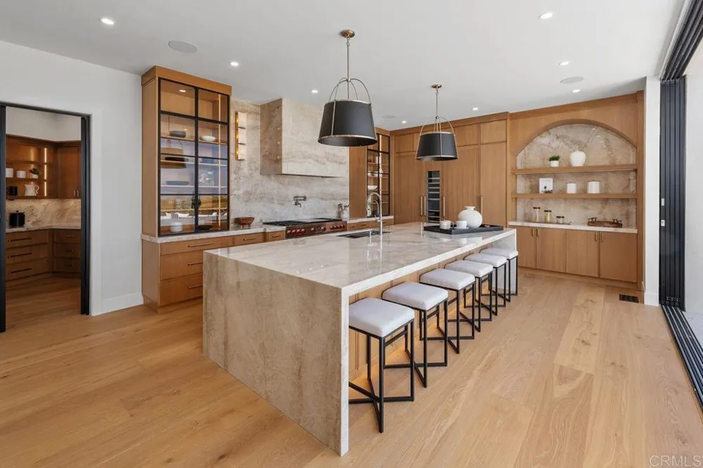 5875 La Jolla Mesa Drive La Jolla, CA 92037