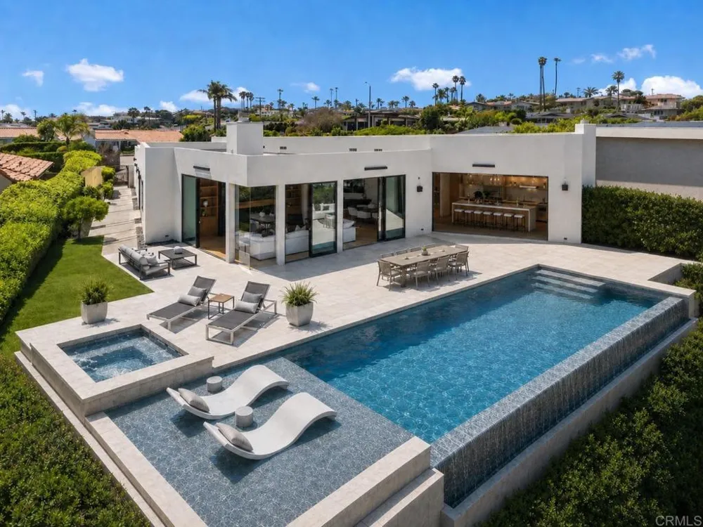 5875 La Jolla Mesa Drive La Jolla, CA 92037