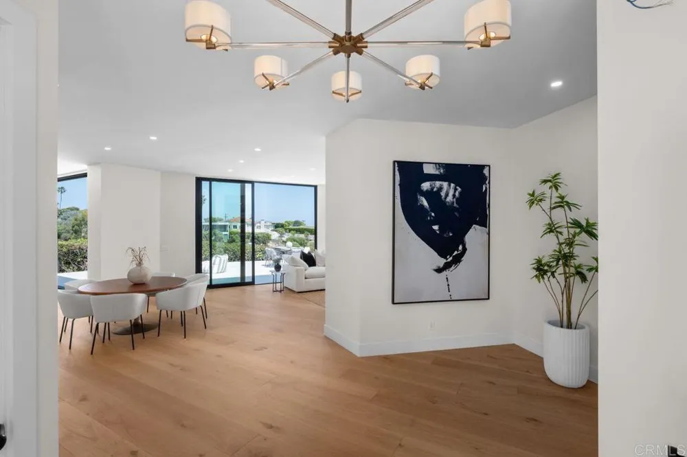 5875 La Jolla Mesa Drive La Jolla, CA 92037
