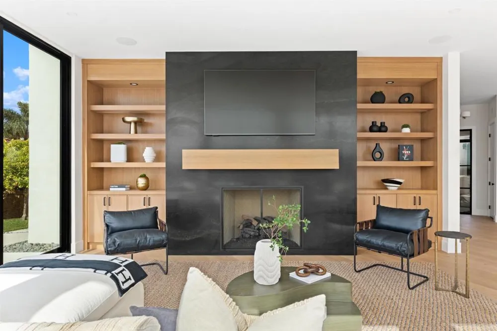 5875 La Jolla Mesa Drive La Jolla, CA 92037