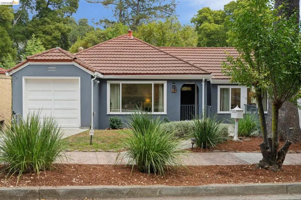 15 Edgecroft Rd Kensington, CA 94707