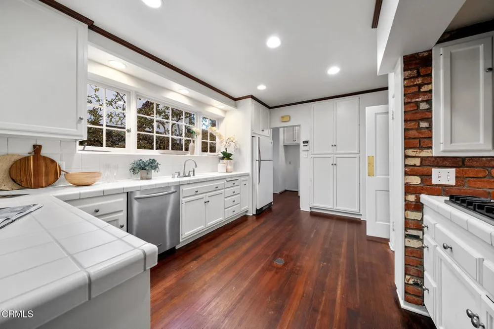 1164 Adair Street San Marino, CA 91108