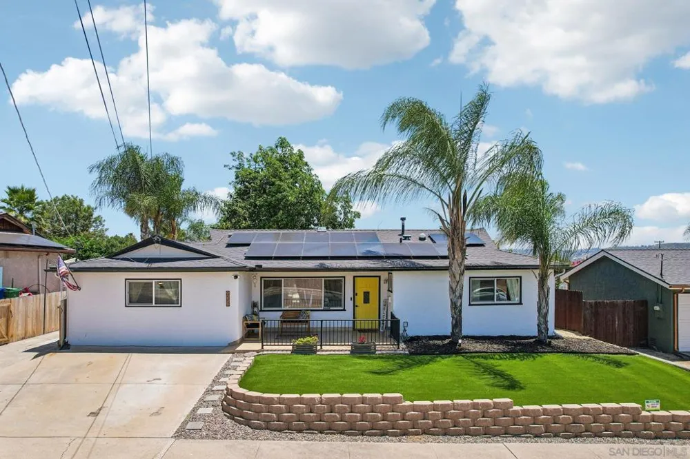 9239 Bellagio Rd Santee, CA 92071