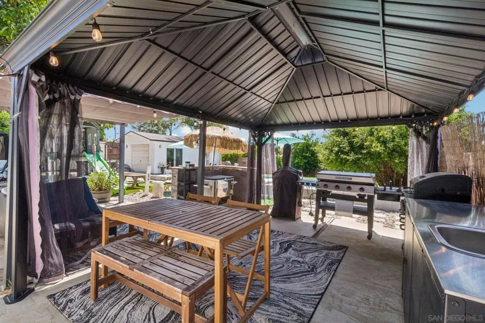 9239 Bellagio Rd Santee, CA 92071