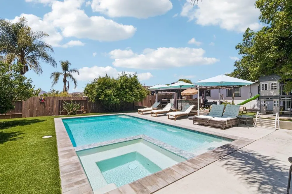 9239 Bellagio Rd Santee, CA 92071