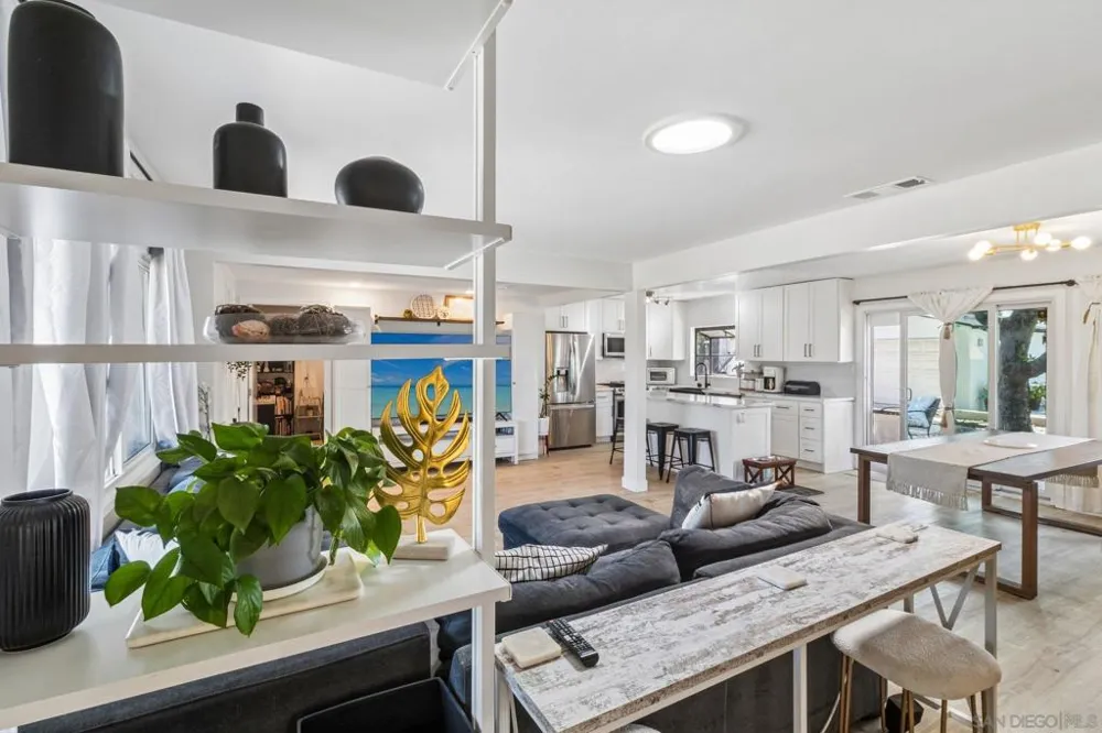 9239 Bellagio Rd Santee, CA 92071