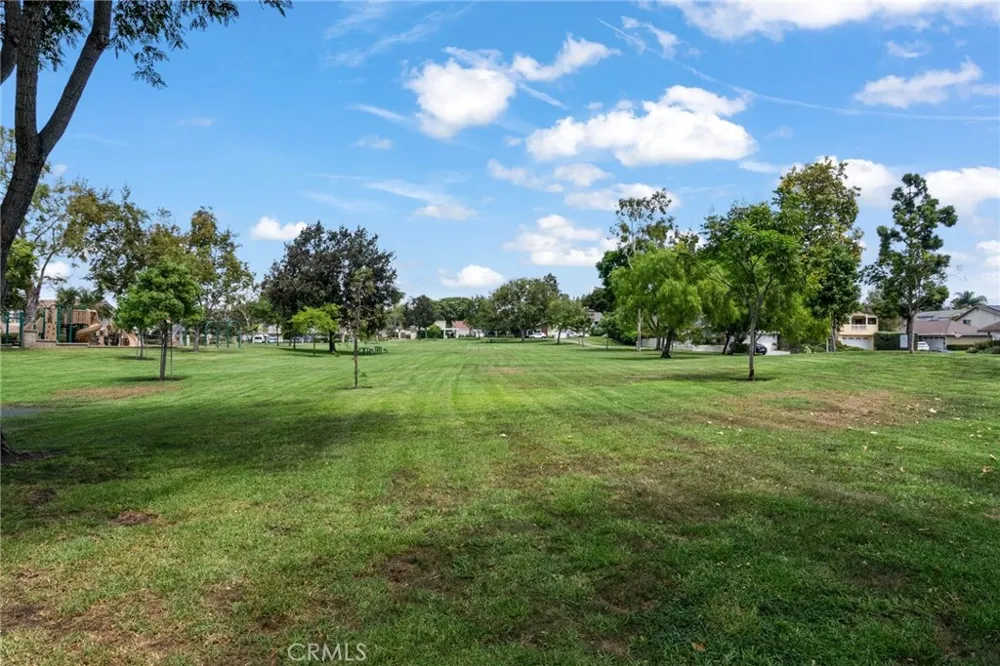 4331 Rafael Irvine, CA 92604