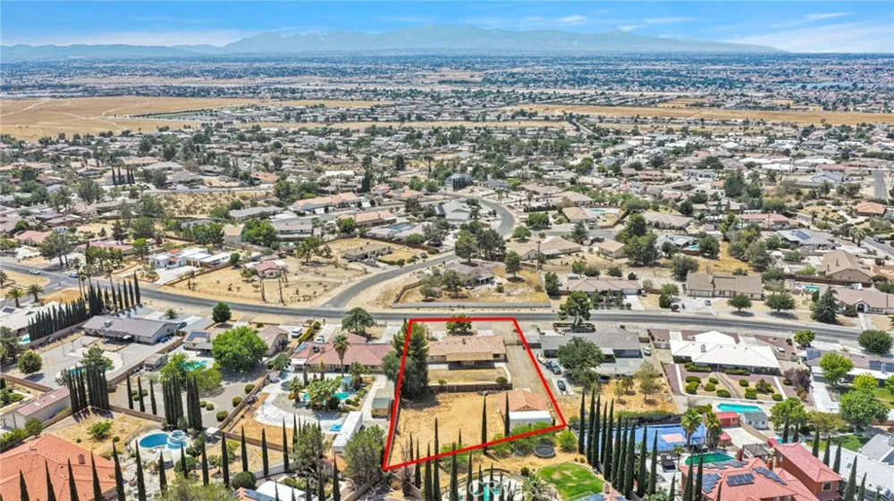 13425 Rincon Apple Valley, CA 92308
