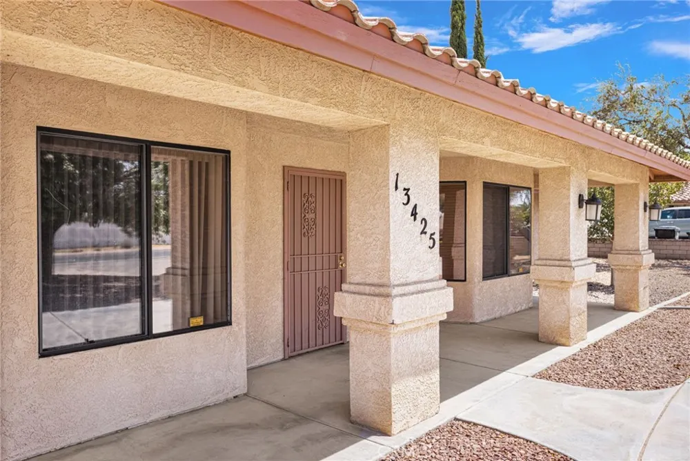 13425 Rincon Apple Valley, CA 92308