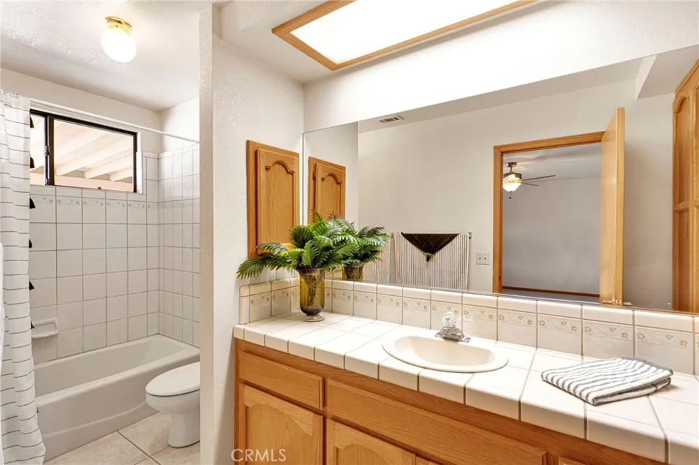 13425 Rincon Apple Valley, CA 92308