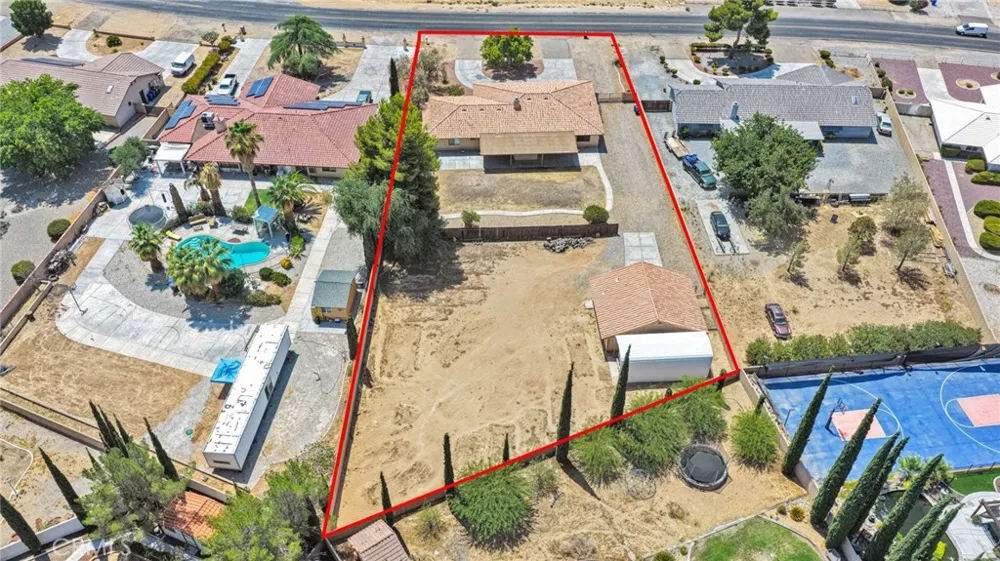 13425 Rincon Apple Valley, CA 92308