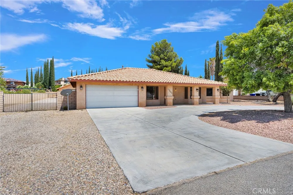 13425 Rincon Apple Valley, CA 92308