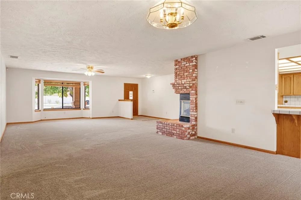 13425 Rincon Apple Valley, CA 92308