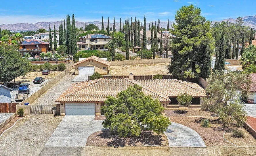 13425 Rincon Apple Valley, CA 92308