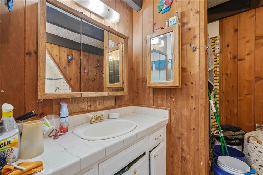 27809 Alpen Lake Arrowhead, CA 92352