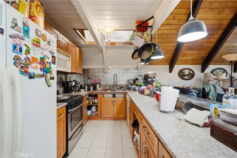 27809 Alpen Lake Arrowhead, CA 92352