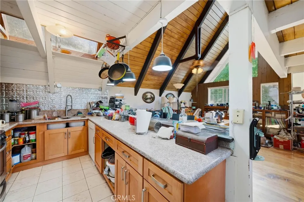 27809 Alpen Lake Arrowhead, CA 92352