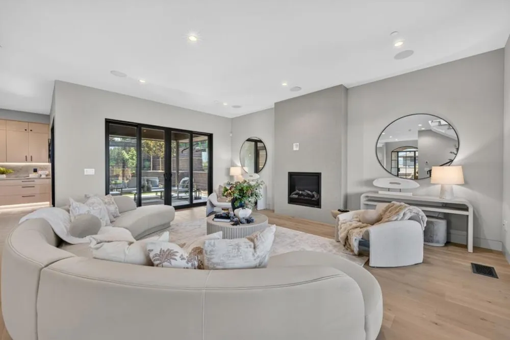 103 Sporleder Court Los Gatos, CA 95032