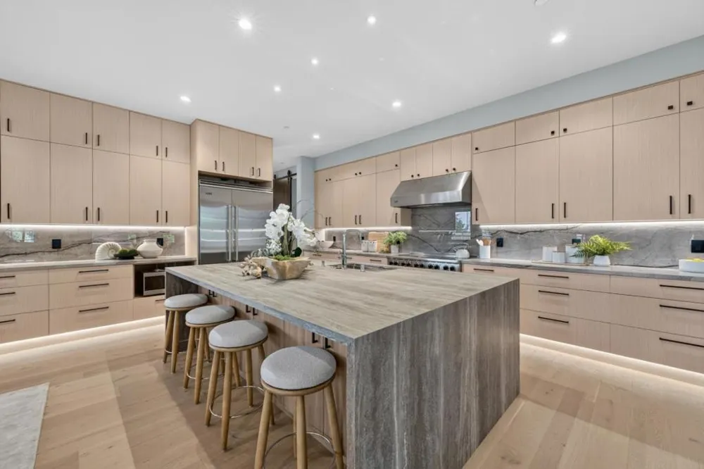 103 Sporleder Court Los Gatos, CA 95032