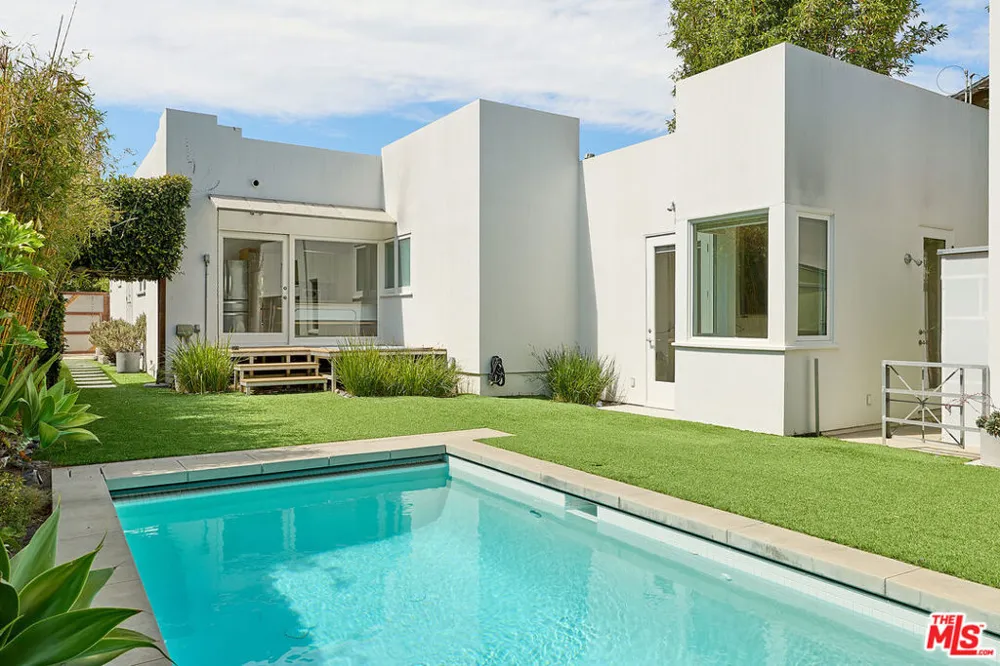 714 Kensington Road Santa Monica, CA 90405