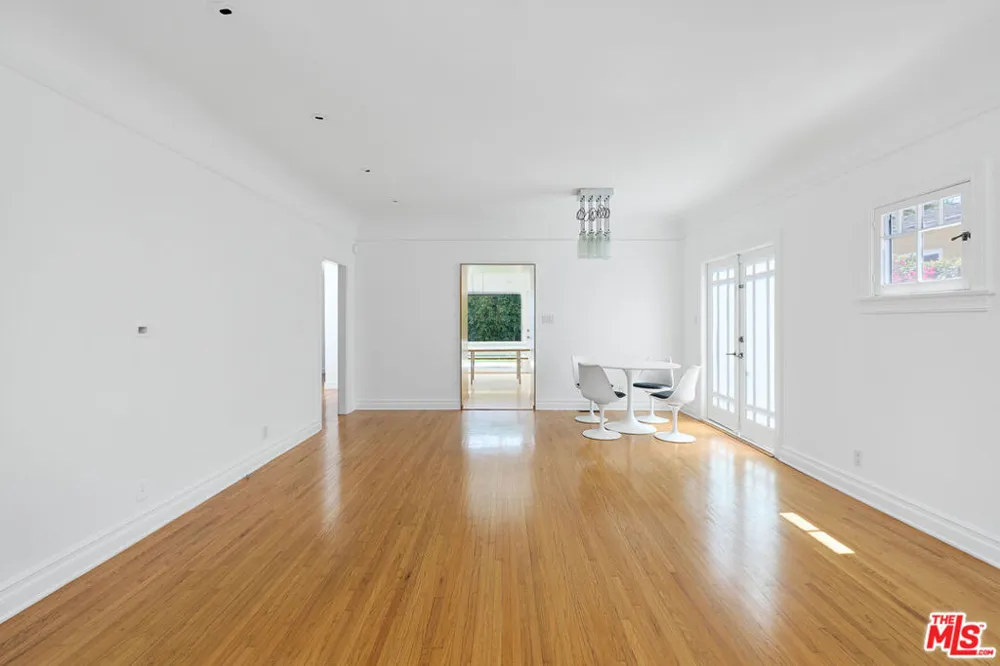 714 Kensington Road Santa Monica, CA 90405