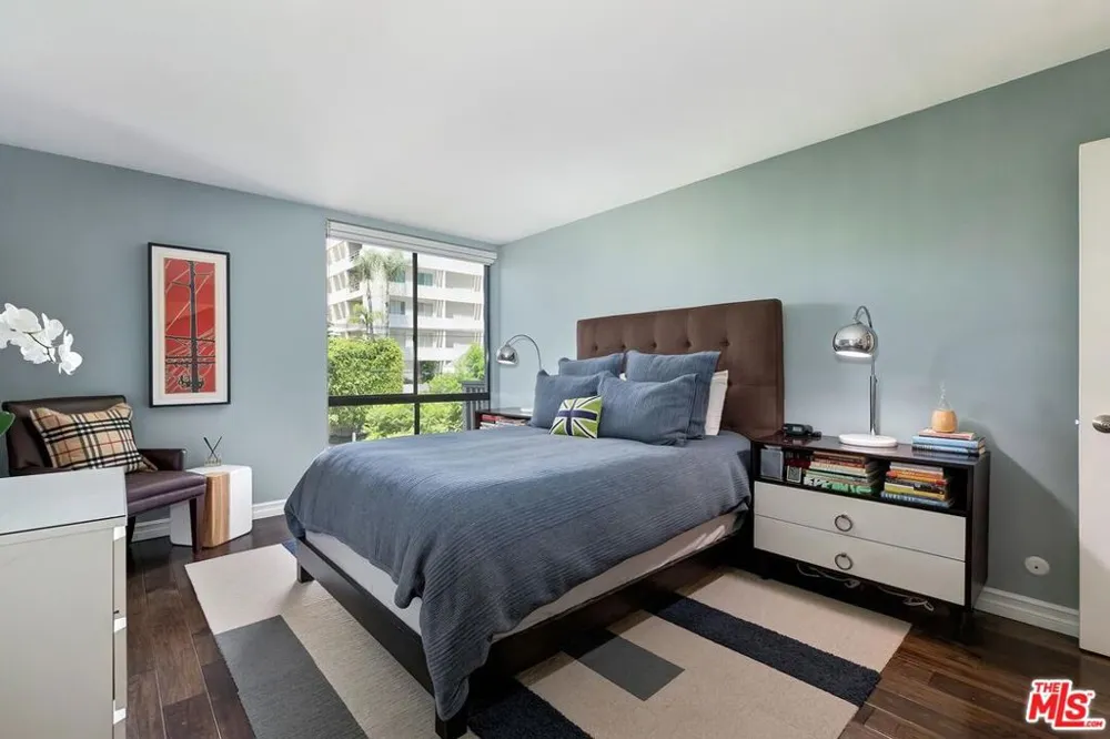 1134 Alta Loma Road #305 West Hollywood, CA 90069
