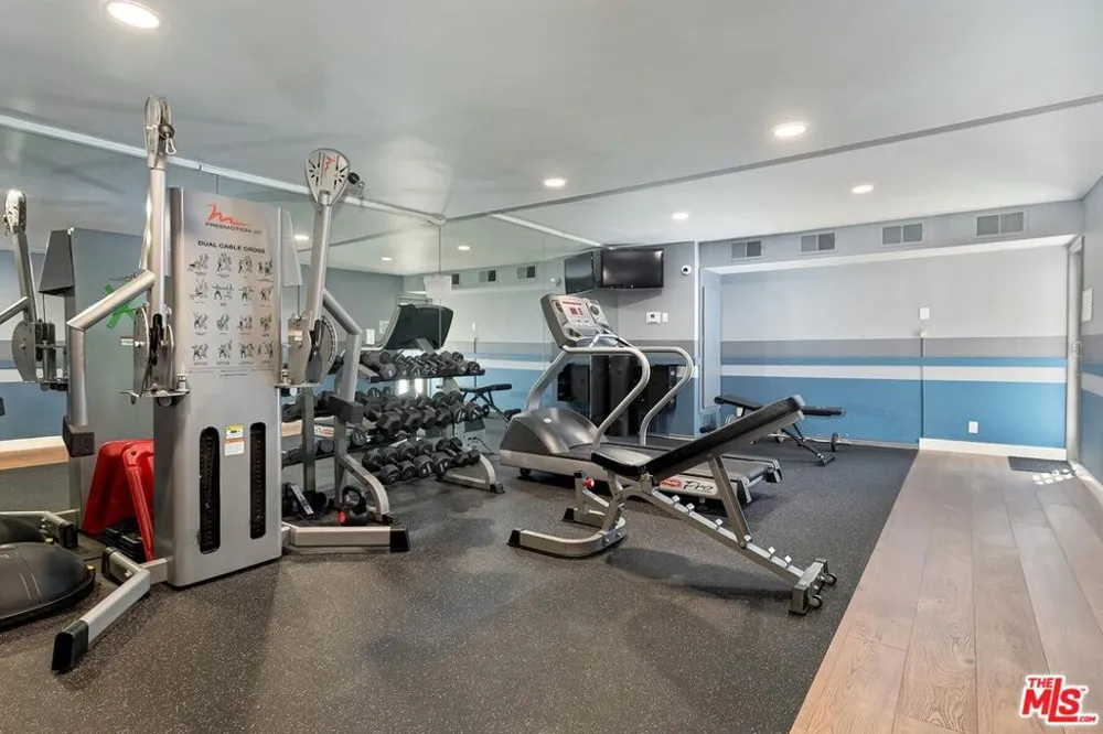 1134 Alta Loma Road #305 West Hollywood, CA 90069