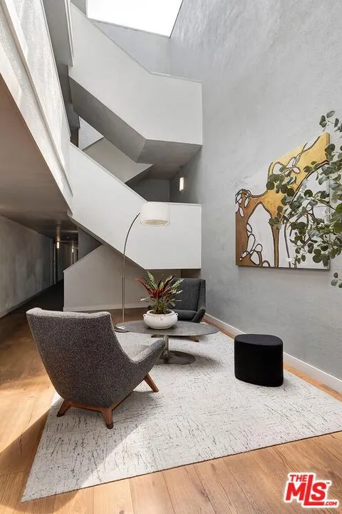 1134 Alta Loma Road #305 West Hollywood, CA 90069