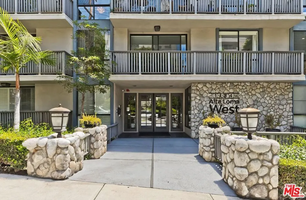 1134 Alta Loma Road #305 West Hollywood, CA 90069