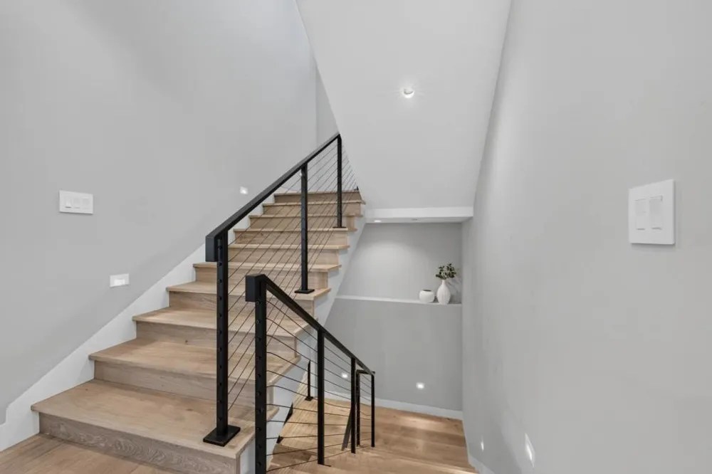 104 Sporleder Court Los Gatos, CA 95032