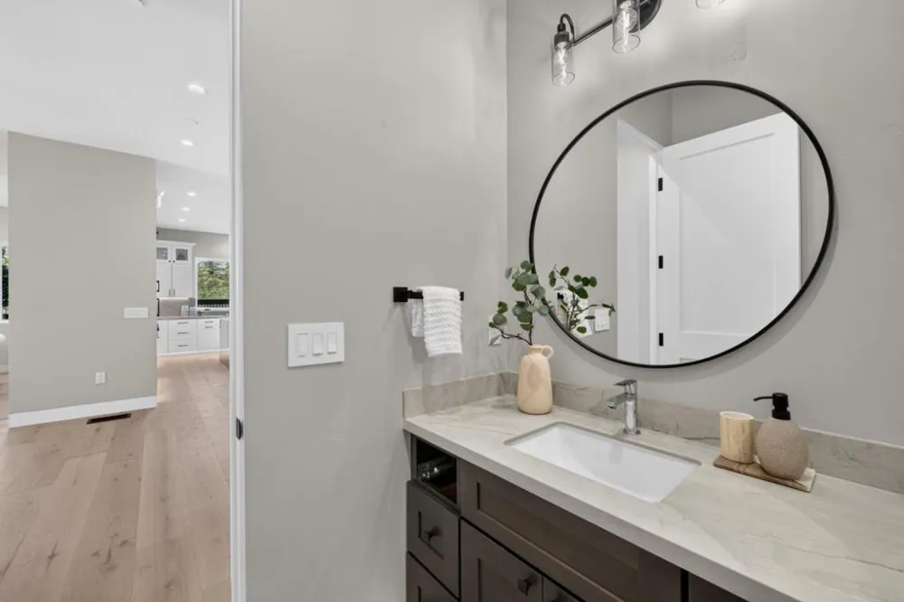 104 Sporleder Court Los Gatos, CA 95032