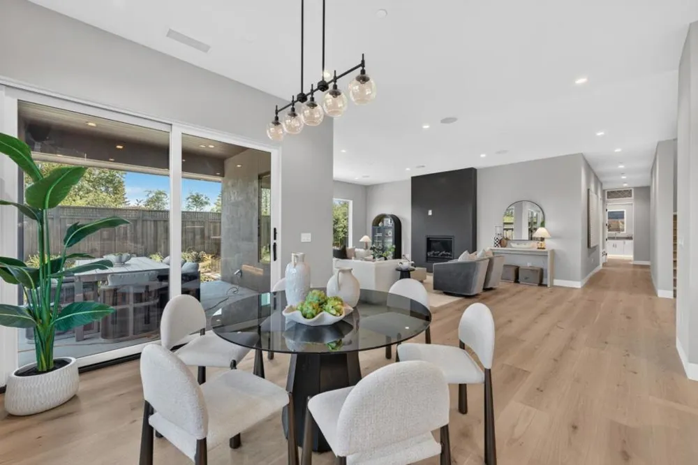 104 Sporleder Court Los Gatos, CA 95032
