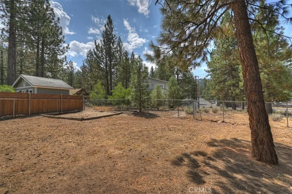 41725 Mockingbird Big Bear Lake, CA 92315