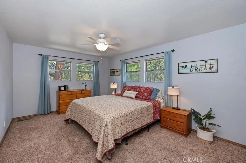 41725 Mockingbird Big Bear Lake, CA 92315