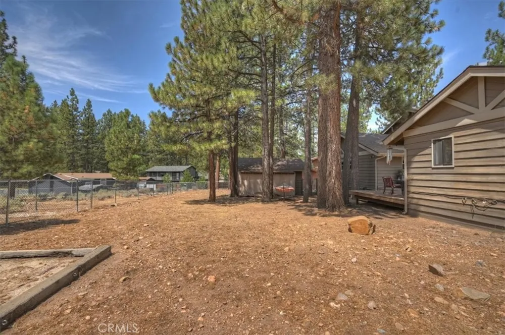 41725 Mockingbird Big Bear Lake, CA 92315